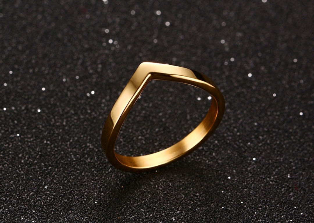 Simple Stainless Steel V Shaped Women's Ring | Muduh Collection